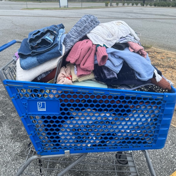 ✨Random/ Unlisted Pull✨ - Picture 2 of 3